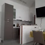 Casetta Bianca Sul Porto